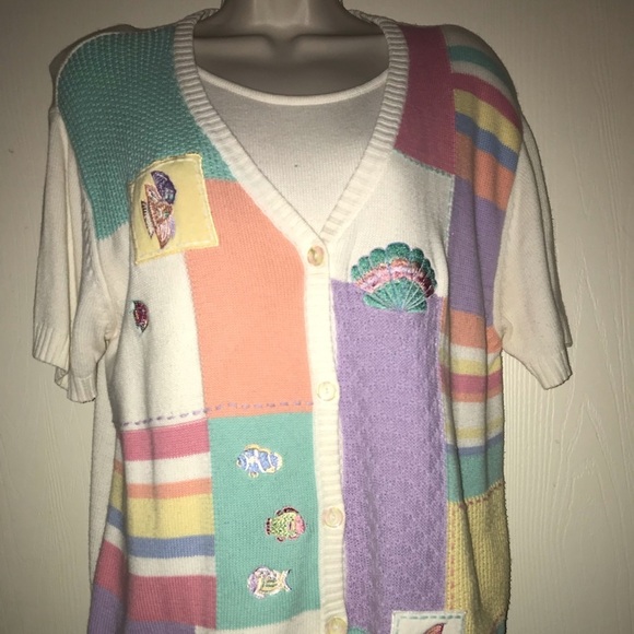 Koret Tops - Vtg Womens Koret Petites Short Sleeve Sweater Sz L Fish &Shells Cottagecore